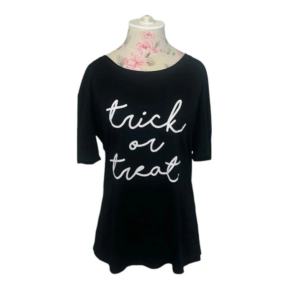 None Tops - - Halloween 👻 trick or treat costume Women’s Black T-shirt  size XL NWOT